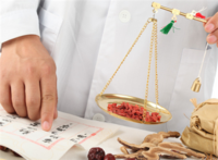 新生儿湿疹如何处理？