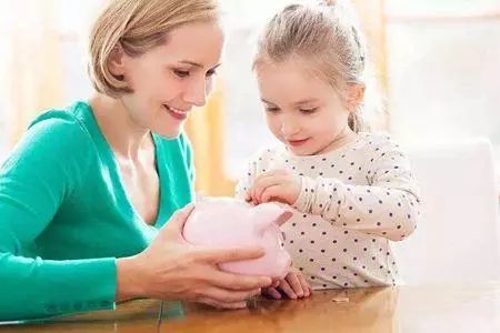如何培养孩子正确金钱观，4个年龄段4个不同方法！
