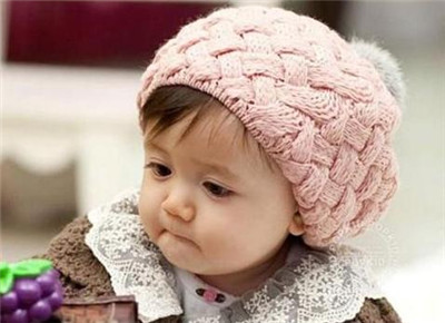 新生儿冬天戴什么帽子