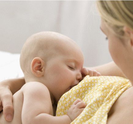 新生儿怎么喂奶才正确 新生儿母乳喂养方法4