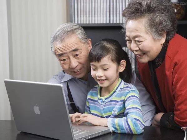 隔代教育,如何和老人有效沟通呢?