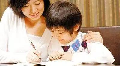 当孩子处在逆境中, 家长该怎么给孩子“力量”？