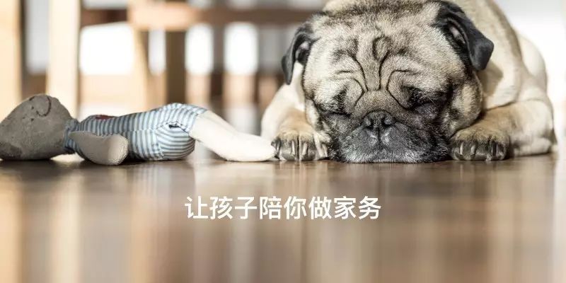 为什么带孩子时，你总是忍不住看手机？