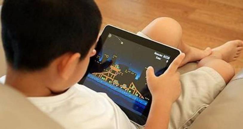 为什么我同意孩子玩手机和iPad？