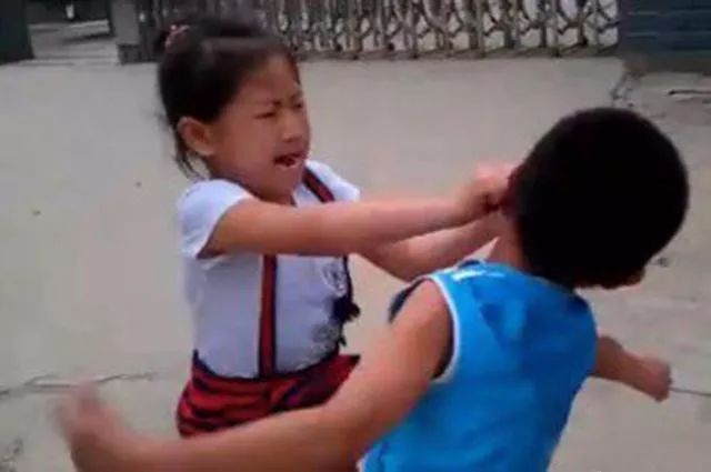 这五种孩子最容易被欺负，看看你家娃，是其一吗？