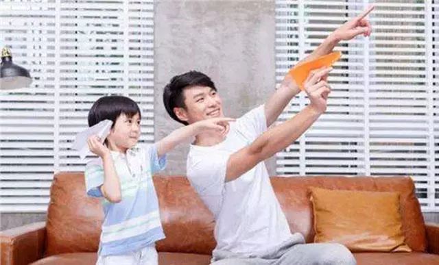 家有男孩的,这几件事情一定要爸爸来做!妈妈做不来