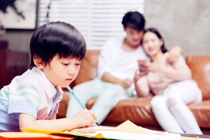 孩子要的才不是学区房,也不是诗和远方,而是......