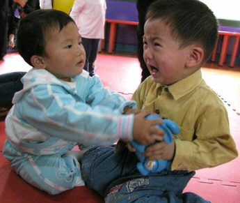 出门时,记得让孩子带上它,免得会被人瞧不起......