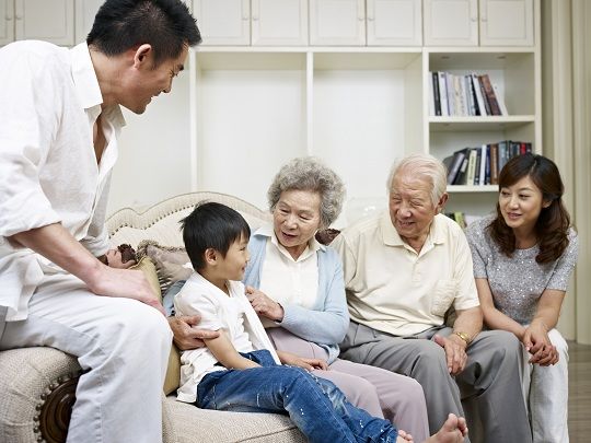 隔代养育忽略这一点,那么怎么做都会是个错!!!