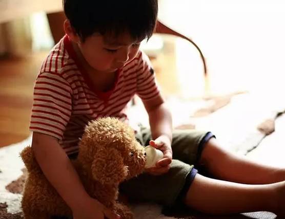 你的孩子抑郁了，你却还在一无所知！