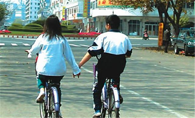 厌学、殴打父母、网瘾......现在的孩子,到底是怎么了?