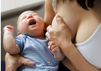 新生儿吃母乳拉肚子怎么回事 宝宝喝母乳就拉肚子的原因是什么2