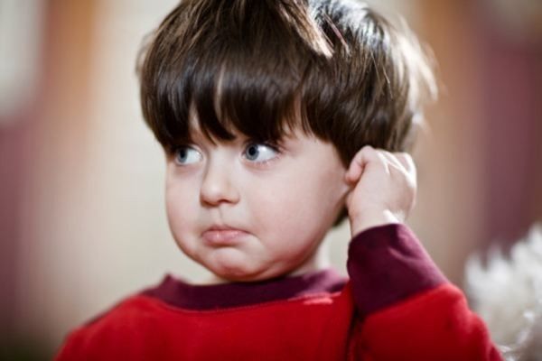 一个唱“红脸”,一个唱“白脸,这是教育孩子的正确”姿势“吗?