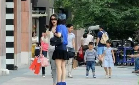幼儿园老师说我儿子不合群,原来是因为我,我要带着他一起改变!