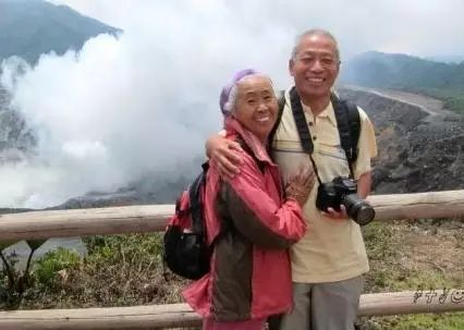 如果准备生两个宝宝，先生男宝好，还是先生女宝好呢？