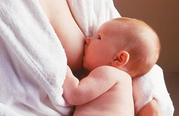早产儿宝宝喝母乳有什么好处 母乳对早产儿意义非凡3