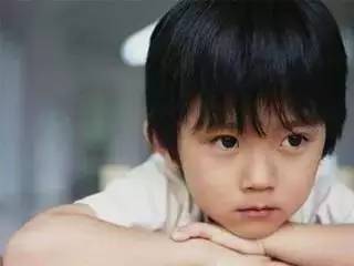 你越唠叨,孩子越对着干,这样做让孩子乖乖听话!