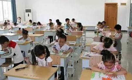 孩子该上村里的幼儿园，还是县城的幼儿园，你们是怎么选的？
