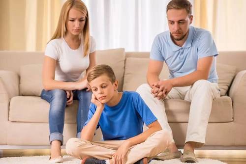 怎么好好的孩子就成“白眼狼”了呢？值得所有家长深思！