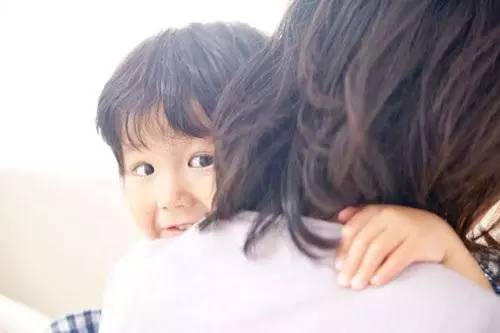 孩子爱撒谎！谁让你不教给他这3件事？！
