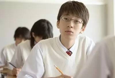 孩子学习12年有3个成绩转折点！孩子逆袭全靠你!