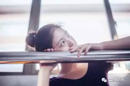 如果你爱孩子就在童年给他们足够的安全感