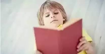 如果家长都像这位爸爸一样,孩子没有教不好的,不信你看..