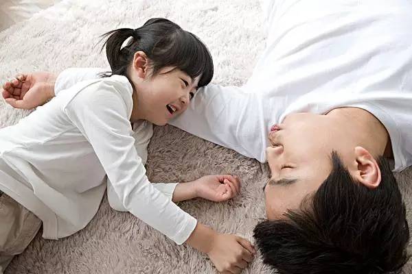 父亲的教育，影响女儿一生的幸福！