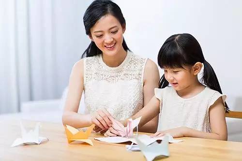 宝宝好奇心关系着什么？如何满足孩子的各种“为什么”