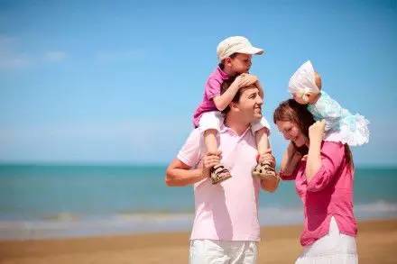 爸爸带孩子越久，孩子越优秀？