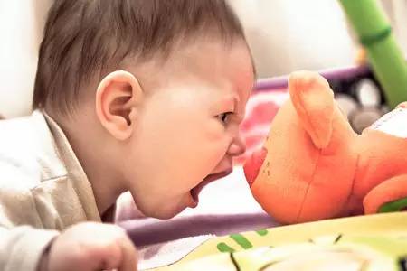 合格的父母绝不会对孩子说这4句话！如果说过，请马上改正！