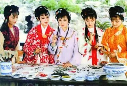 《红楼梦》里的贾宝玉，是我见过最糟糕的教育成果