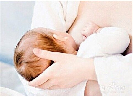 婴儿吃奶时间长是怎么回事3