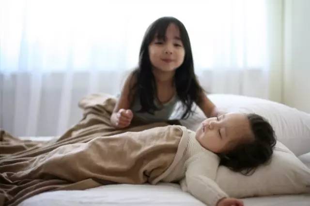 童年的经历一直影响着你 如何成为父母