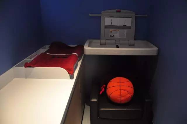 全球第一家NBA乐园最详细的探营报告，遇到情怀和温暖！