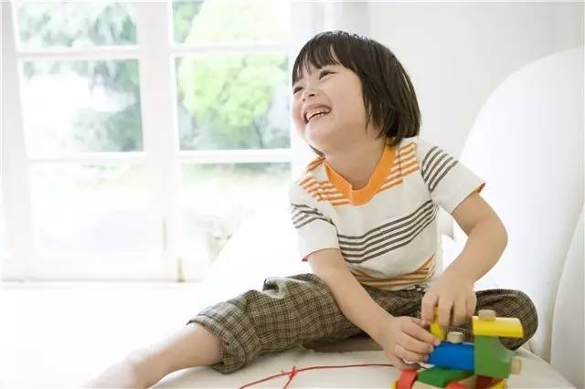 父爱多的孩子更聪明!爸比你达标了吗?