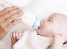 混合喂养如何避免乳头混淆2