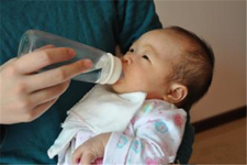 新生儿秋季腹泻要注意什么7