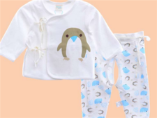 秋季宝宝出生如何准备衣服合适