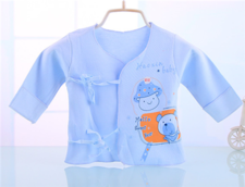 秋季宝宝出生如何准备衣服合适
