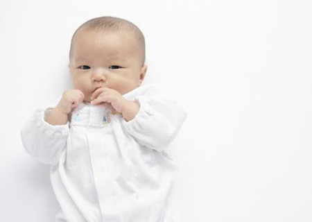 新生儿鼻塞喉咙有痰怎么办5