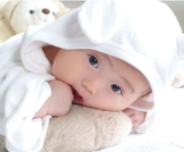 如何处理新生儿打嗝2