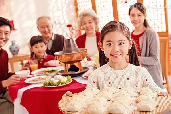 春节聚餐小礼仪，你教会宝宝了吗？