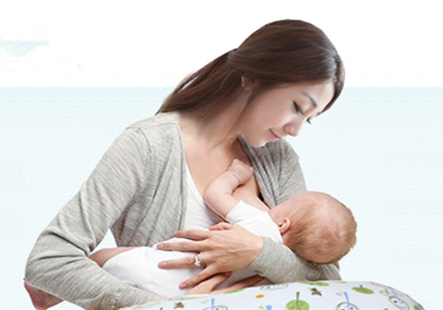 新生儿吐奶进鼻子里怎么办5