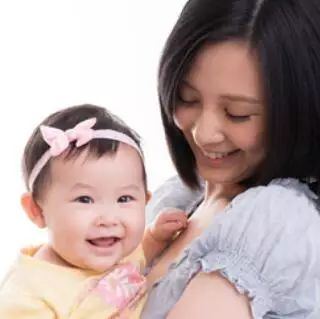 新生儿的六个惊人原始反射，宝妈别太惊讶！