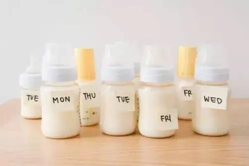新生儿湿疹可以用母乳洗脸吗1