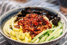 炸酱面怎么做最好吃