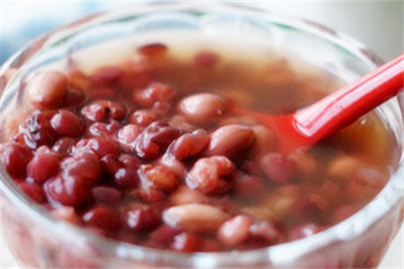 冬天可以喝红豆薏米粥吗 有什么好处呢