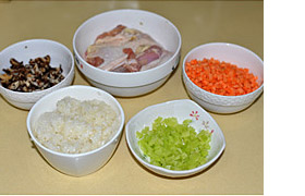 黄金鸡腿卷的做法4