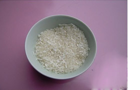 生滚鱼片粥的做法1